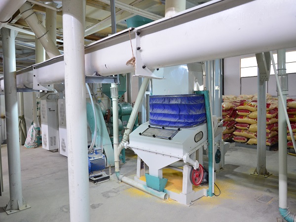  How can the replacement and cleaning of internal parts of intelligent corn processing machinery be quickly disassembled?