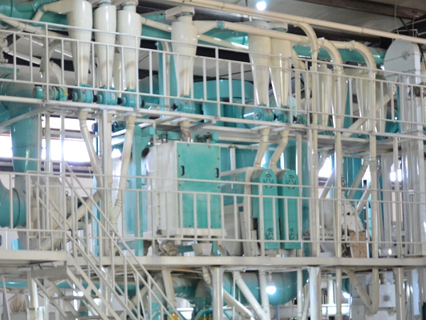  New type corn peeling machine should solve different fault types correctly